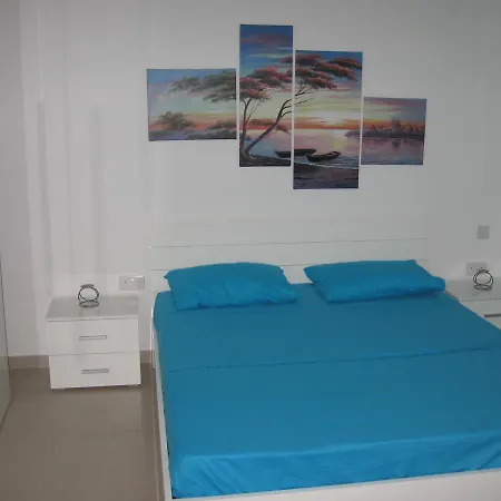 Depiro Point Apartamento *